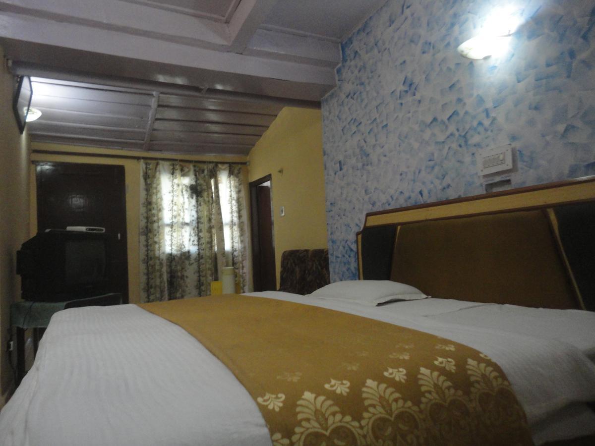 Hotel Walnut Grove Mussoorie Exterior foto