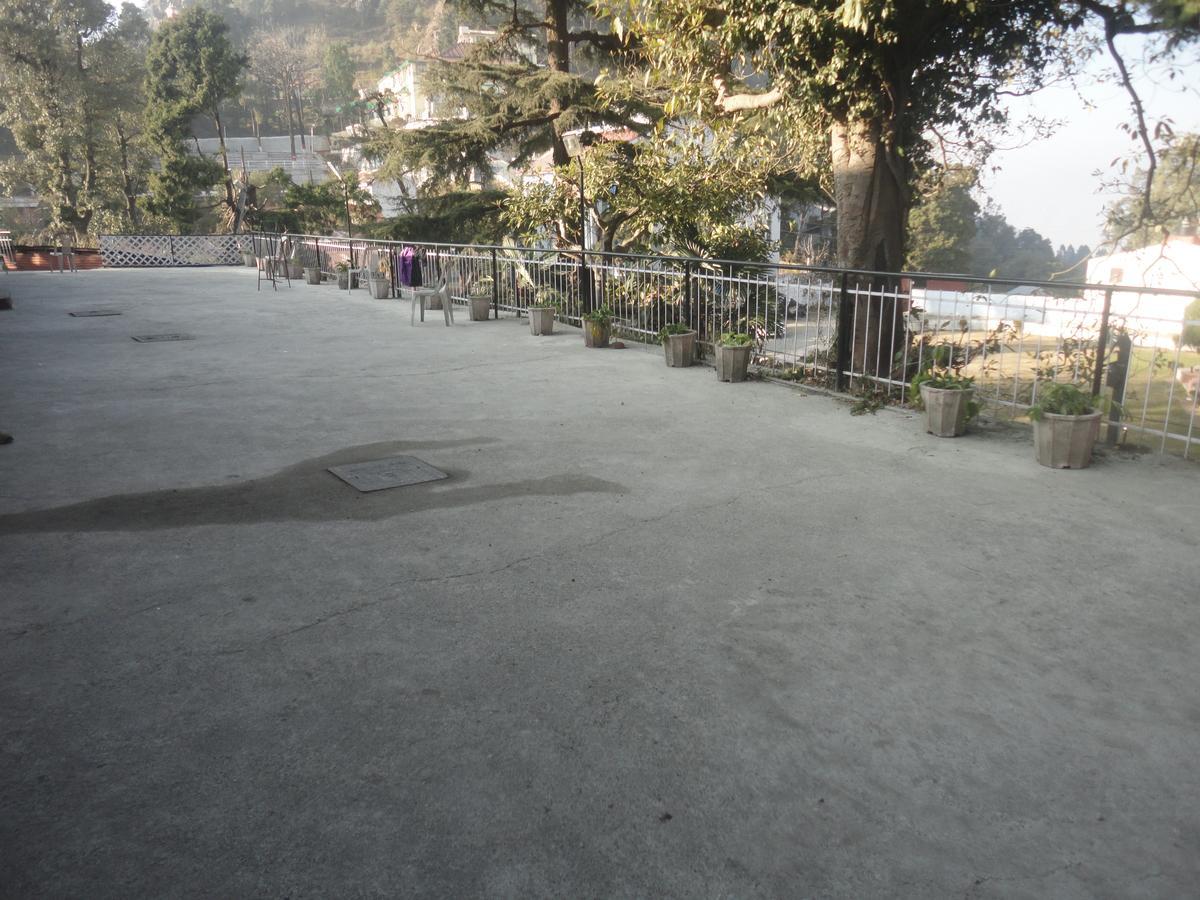 Hotel Walnut Grove Mussoorie Exterior foto
